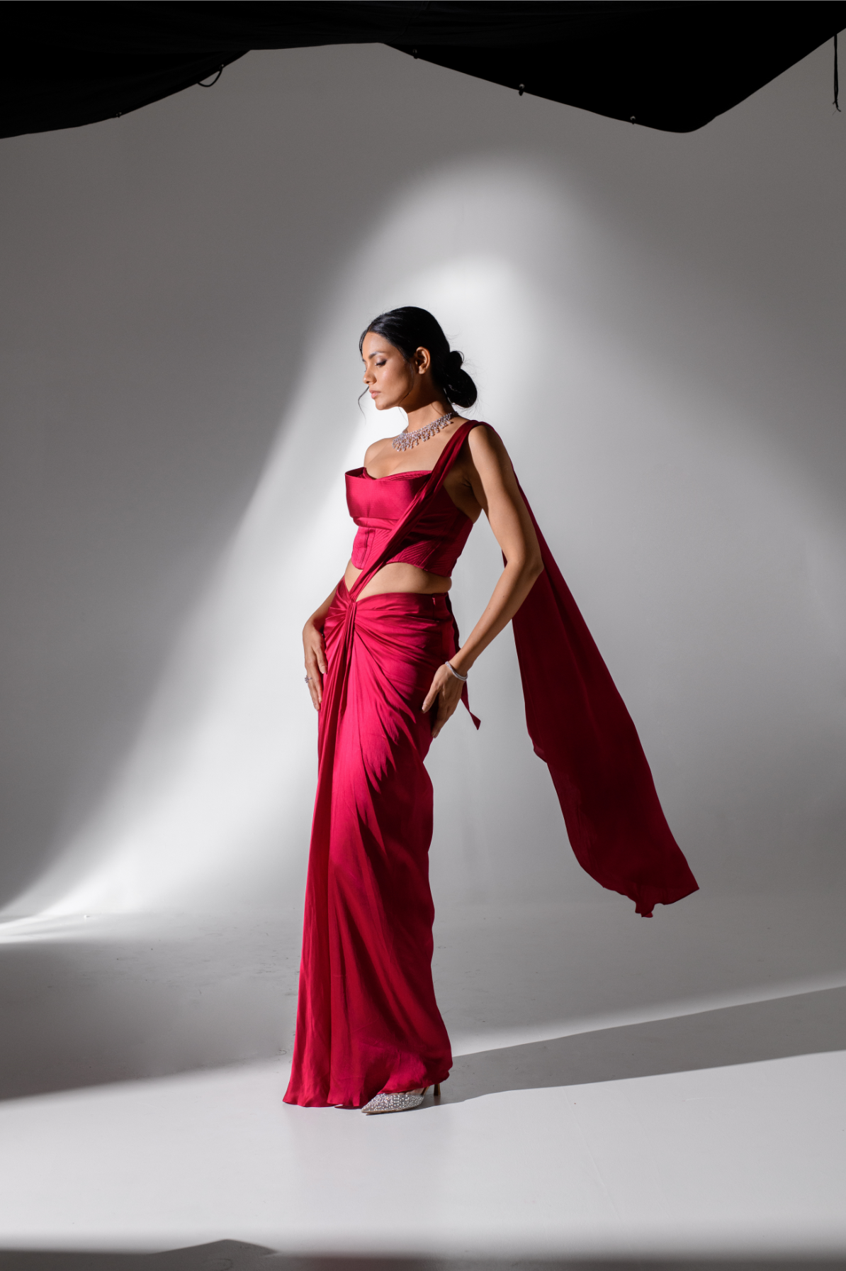 Scarlet Sculpt Drape Set