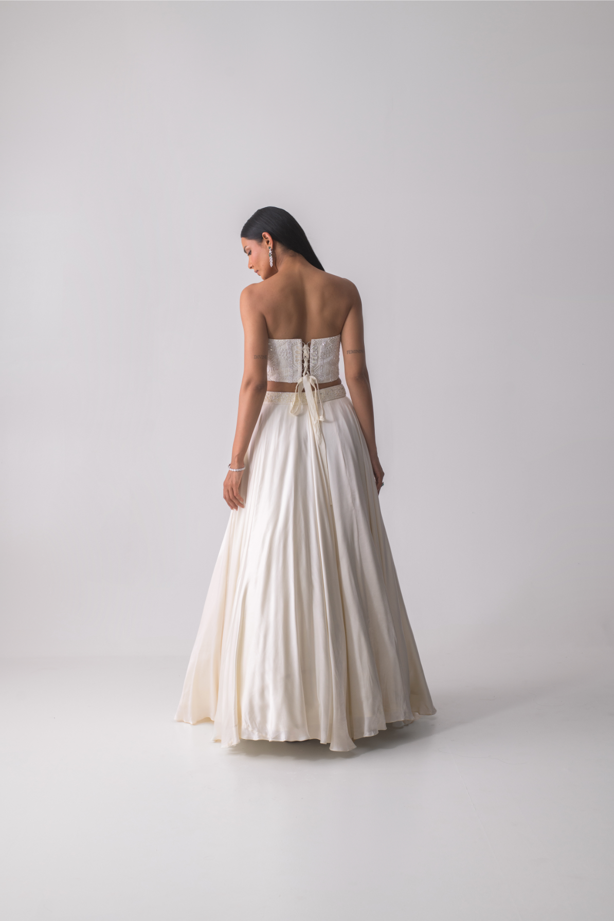 Snowlit Silhoutte Skirt Set